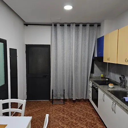 Geljus * ティラナ