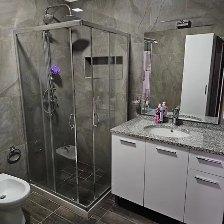 Geljus Apartament Tirana