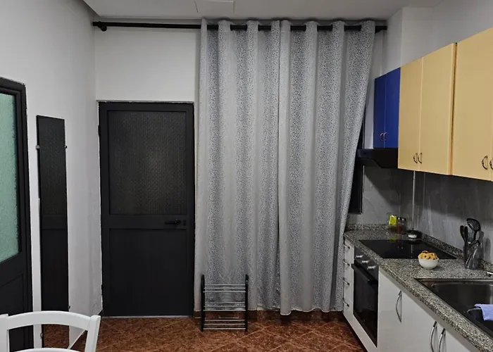Geljus * Tirana
